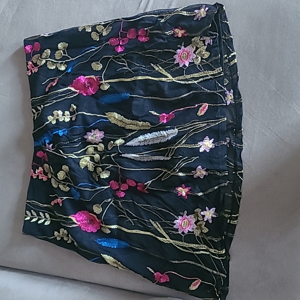 Black skirt with florals xl